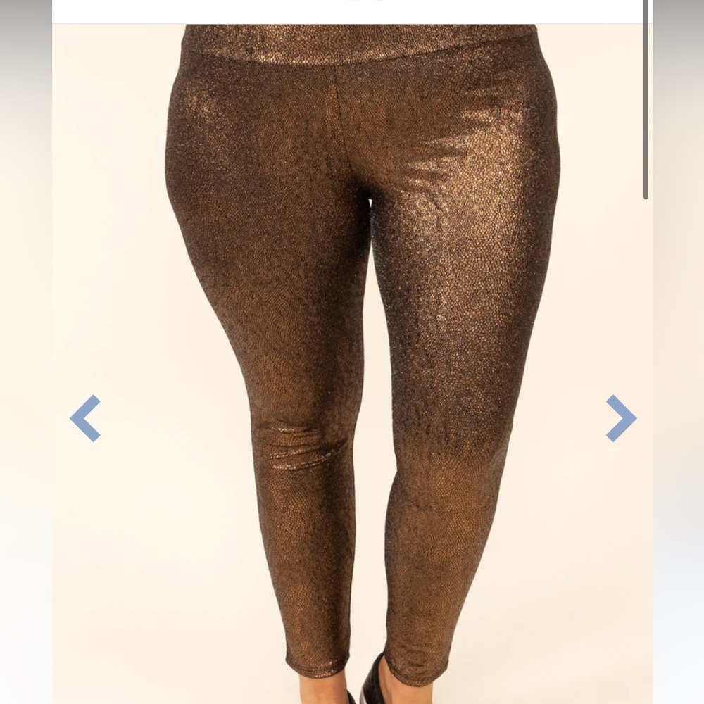 Chic Soul gold leggings, size 1x, brand new